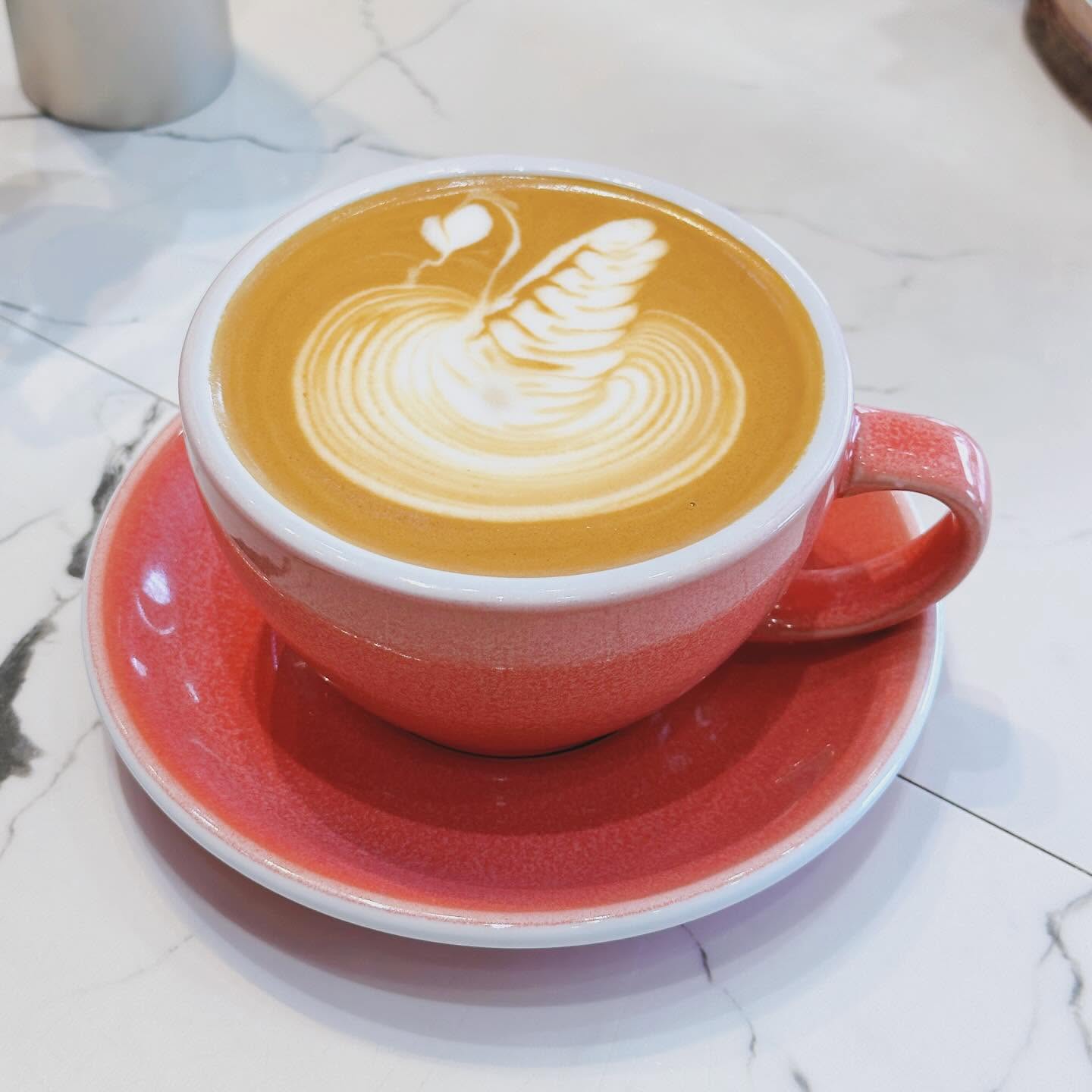 Latte art at Tresbelle